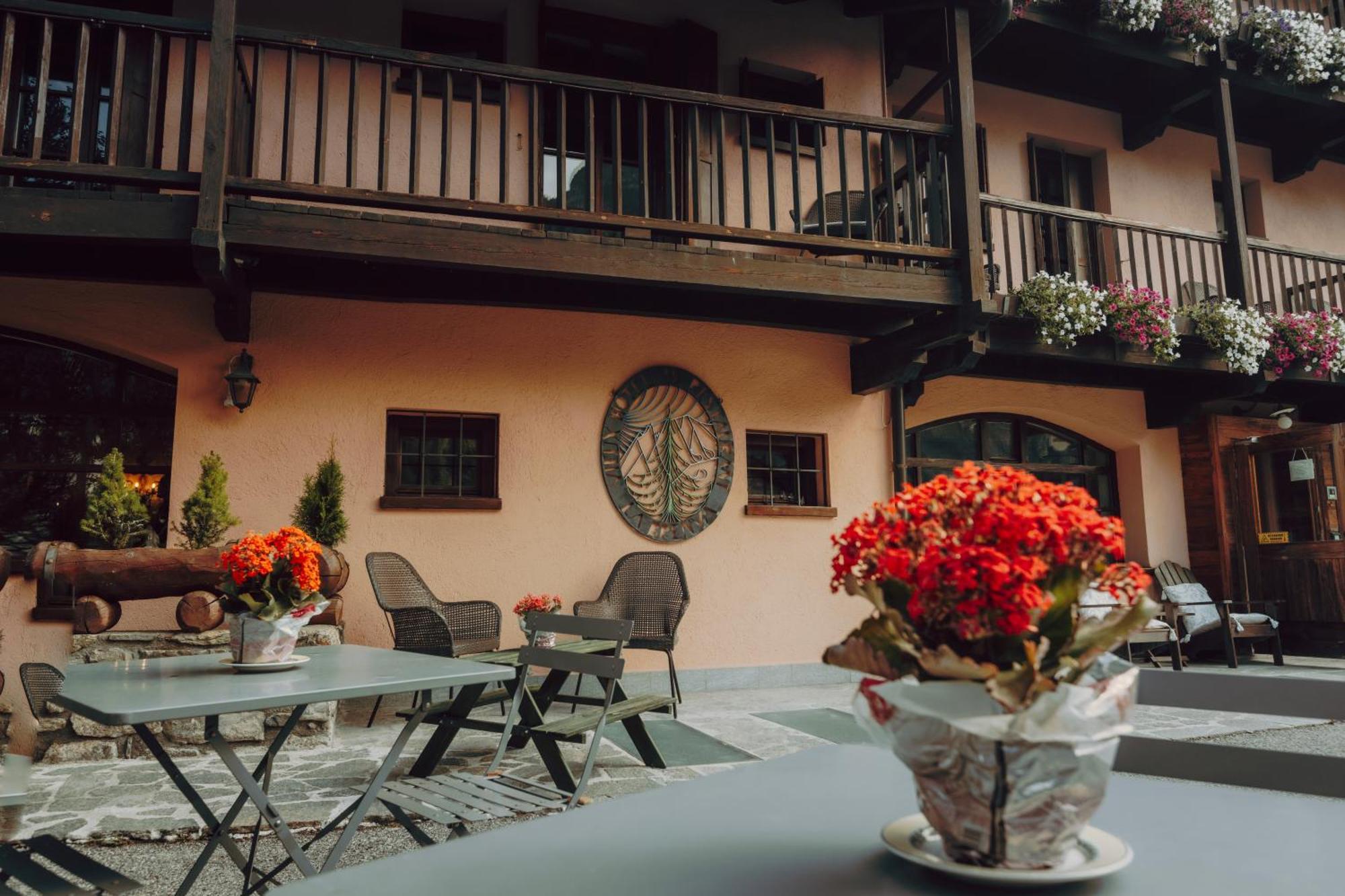 Locanda La Brenva - Estella Hotel Collection & Experience クールマイユール エクステリア 写真